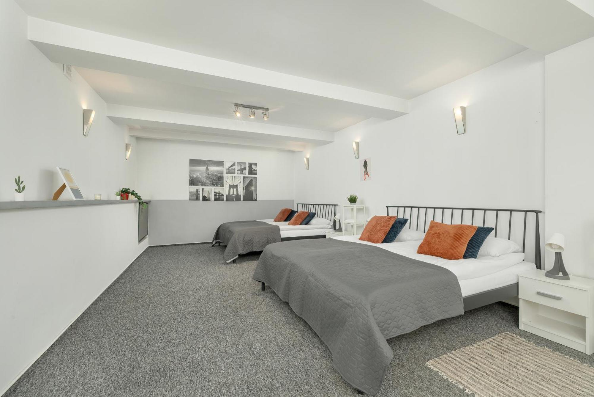 Apartament Przyszlosci Z Dwiema Sypialniami W Krakowie By Renters